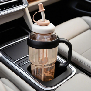 クリエイティブなアウトドア用コーヒージュースミルクコールドタンブラー水筒、蓋とストロー付き携帯用ドリンクカップ、プラスチック製飲料水ボトル - Product Image 5