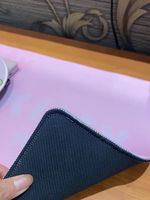 Tapis de souris direct des fabricants prune super grand vent chinois anti-dérapant tapis d'anime de jeu de bureau pour hommes et femmes