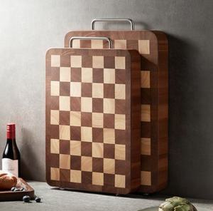 Tabla de cortar de bambú para el hogar, tabla de cortar de nogal negro, patrón de tablero de ajedrez antibacteriano de lujo ligero - Product Image 1