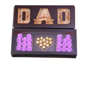 Nueva Caja de Regalo Rectangular de Cartón MM DAD 3 en 1 con Ventana Transparente y Lámina Dorada para el Día de la Madre y el Día del Padre - Product Image 1