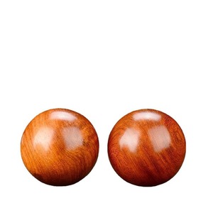 Handball en bois véritable pour le fitness et la santé cardiaque Balle de massage en palissandre pour les personnes âgées Outil d'<span class=keywords><strong>acupuncture</strong></span> stimulant - Product Image 6