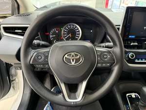 Toyotas Corolla Подержанный автоматический автомобиль с кожаными сиденьями R16 шины левый рулевой привод с задней камерой и FWD - Product Image 5