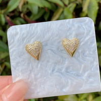 Boucles d'Oreilles en Forme de Coeur Incrusté de Zircon de Cuivre Plaqué Or 18K, 1 Paire