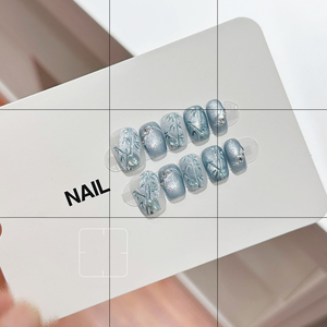 Uñas Postizas Cortas Ovaladas con Efecto Ojo de Gato y Lámina Dorada, Estilo Minimalista, Versátiles, Reutilizables, para Uso Diario y Ocio - Product Image 3