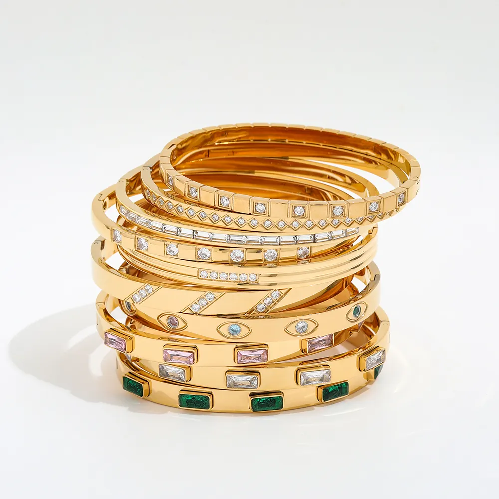 High End Stainless Steel Gold Plated Green Zirconia Polishing All-match Fashion Bangle Bracelet for Women Shiny Jewelry