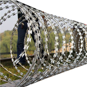 Fil barbelé galvanisé à chaud BTO-22 à bas prix, résistant à la rouille, pour aéroports, fermes et champs, avec modélisation 3D - Product Image 5