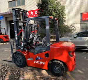 HELI Mini chariot élévateur d'occasion CPCD35 3.5 tonnes de haute qualité à faible durée de travail utilisé en bon état en stock - Product Image 6