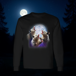 Camiseta de manga larga para niños amantes de los animales con diseño de opossum que ruge contra la luna - Product Image 3