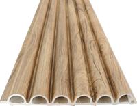 Revêtement mural en composite bois-plastique WPC de style moderne, imperméable, antistatique, ignifuge, anti-rayures pour hôtels et bâtiments