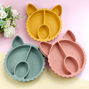 Assiette pour bébé en silicone de qualité alimentaire avec logo personnalisé, design alpaga, pour enfants, assiette à repas divisée pour enfants - Product Image 1