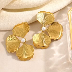Boucles d'oreilles clous SUMMLY en forme de feuilles de <span class=keywords><strong>Ginkgo</strong></span> <span class=keywords><strong>Biloba</strong></span>, plaquées or 18 carats, en acier inoxydable, étanches, hypoallergéniques, bijoux de mode - Product Image 2