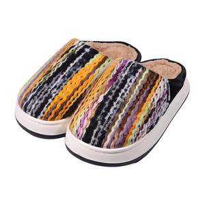 Sandalias Personalizadas de Alta Calidad para Mujer y Hombre, con Amortiguación y Punta Cerrada, para Verano e Invierno - Venta al Por Mayor - Product Image 1
