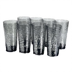 <span class=keywords><strong>Yalin</strong></span> Set mit 8 Wiederverwendbaren Plastikbechern Stapelbar BPA-Frei Unzerbrechlich Spülmaschinenfest Direktes Trinken 1,4L/24 oz Grau - Product Image 4