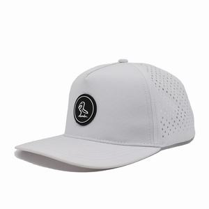 Gorra de Béisbol Snapback de 5 Paneles Personalizada de Alta Calidad, de Poliéster, PVC y Goma, con Parche Deportivo, Corte Láser, Orificios Transpirables y Estampado - Product Image 1