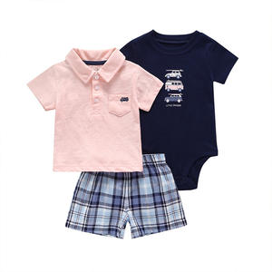 Vente en gros depuis la Chine : Combinaisons pour bébés, t-shirts à imprimés de dessins animés pour garçons, ensembles à manches courtes - Product Image 1