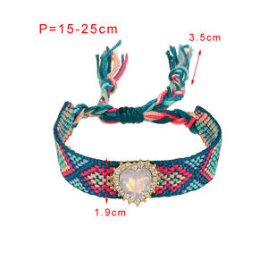 Braccialetto in lega di cristallo a forma di <span class=keywords><strong>cuore</strong></span> intrecciato che cambia colore con frange alla moda bracciale a mano per le signore - Product Image 4