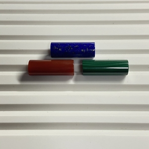 Natural verde malaquita azul <span class=keywords><strong>oscuro</strong></span> lapislázuli <span class=keywords><strong>rojo</strong></span> ágata 7x20mm cilindro <span class=keywords><strong>piedra</strong></span> <span class=keywords><strong>preciosa</strong></span> para joyería - Product Image 5
