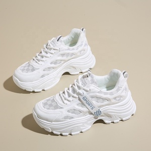 <span class=keywords><strong>Sneakers</strong></span> Chunky <span class=keywords><strong>Bianche</strong></span> a Scacchi da <span class=keywords><strong>Donna</strong></span> 2026 Hot Sale, Scarpe Sportive Traspiranti in Mesh - Product Image 2