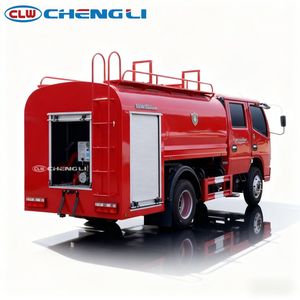 Autocisterna Antincendio Dongfeng Dolika 4x2 con Serbatoio da 3360L, Euro 4 Diesel con Spruzzatore per Irrigazione Agricola di Fattorie e Frutteti - Product Image 2