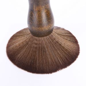 Cepillo de Pelo Profesional Wanmei con Mango de Madera y Cerdas de Nailon para Peluquería - Product Image 6