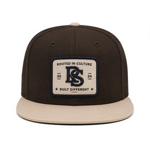 Casquette de baseball structurée à 6 panneaux et visière plate, style vintage tendance, bicolore, avec patch tissé personnalisé, pour le streetwear (vente en gros) - Product Image 1