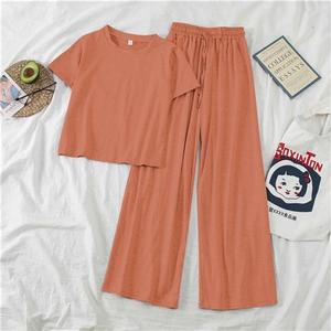 Nouvel ensemble deux pièces coréen pour femme, collection été 2026, tenue décontractée pour petites tailles, haut à manches courtes et pantalon large tendance - Product Image 3