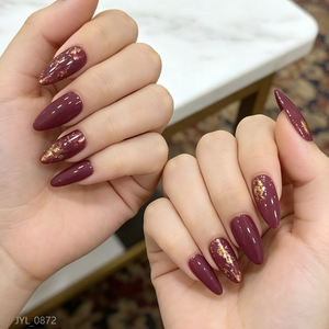 <span class=keywords><strong>Uñas</strong></span> Postizas Color <span class=keywords><strong>Vino</strong></span> Tinto con Detalles en Dorado, Medianas, Adhesivas, Pre-diseñadas, con Pegamento y Herramientas de Manicura - Product Image 1
