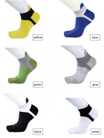 Chaussettes de sport à cinq doigts en coton pour hommes Chaussettes séparatrices d'orteils Chaussettes de loisirs respirantes à la cheville de couleur unie