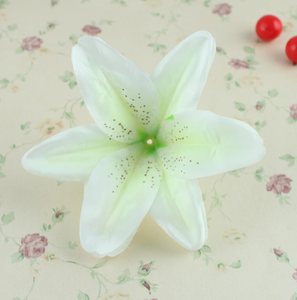 Testa di Fiore di Giglio in Seta Artificiale <span class=keywords><strong>per</strong></span> <span class=keywords><strong>Accessori</strong></span> <span class=keywords><strong>per</strong></span> Capelli Fai-da-Te e Decorazioni Matrimoniali - Product Image 3