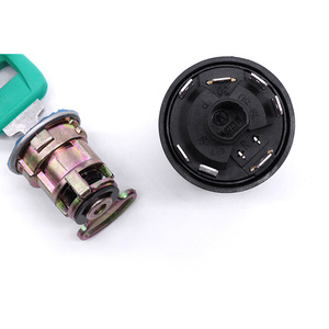 สวิตช์กุญแจวอลโว่ 11006988 สำหรับอะไหล่เครื่องยนต์รถขุด พร้อมกุญแจ - Product Image 4
