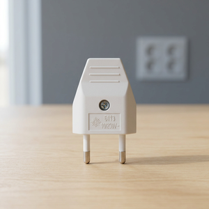 Enchufe Aéreo Bipolar Sin TT Blanco 10A 250V Termoplástico Pines de 4mm (Solera 6118) - Product Image 3