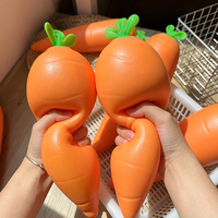 Jouet Squishy Doux Parfumé de 33 cm, Design Fruits et Aliments, Créatif pour Enfants, Carotte en Plastique Extra-Large à Presser Anti-Stress pour Fêtes