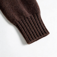 Pull en maille asymétrique pour femme, col rond, bord à volants, couleur café foncé, épaules tombantes, manches longues, mélange de laine