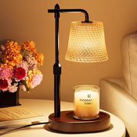 Lampe chauffe-bougie moderne en laiton à intensité variable, abat-jour en verre ondulé cristallin, lumière pour fondre la cire avec base en bois pour la décoration de chambre
