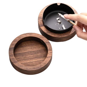 Cendrier rond portable en bois de noyer avec couvercle, design coupe-vent, doublure en acier inoxydable, utilisation intérieure/extérieure, classique pour la maison - Product Image 1