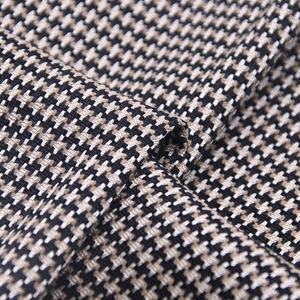 16810 #   70% polyester, 15% acetaat, 12% rayon, 3% spandex. Geweven stof voor dames shirts, jurken, jassen en broeken. - Product Image 3