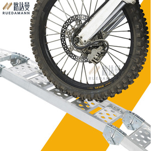Rampa para Motocicleta de Aleación de Aluminio Ludaman, 228 cm de Largo x 23 cm de Ancho, AR17MT, Rampa de Carga Plegable Ligera para Motocicletas Todoterreno - Product Image 1