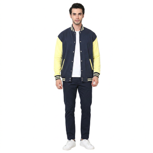 Chaqueta estilo universitario azul marino y amarillo limón para hombre con ribete acanalado a rayas, cierre de botones cubiertos, estilo urbano casual y streetwear. - Product Image 1