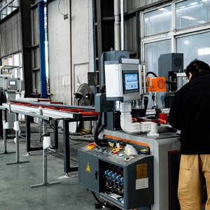 Puertas y Ventanas Plegables de Acero de Diseño Moderno y Lujo para la Ciudad de Lusail, Catar, Nuevas para Sala de Estar, Hotel u Oficina, Panel de Muebles Metálicos - Product Image 5