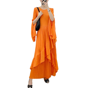 Nouvelles robes décontractées Miyake longues plissées pour femmes élégantes et solides robes pour dames de taille libre pour les vacances style doux - Product Image 1