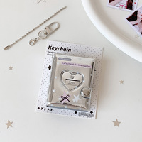Mini album photo Kpop portable de 2 pouces, style coréen populaire, en PVC, avec porte-clés, article Kpop, disponible à l'achat