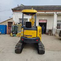 Mini-excavatrice Komatsu PC30 d'occasion, 3 tonnes, avec cabine, provenant du Japon, avec flèche pivotante