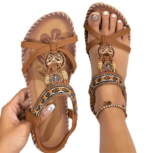 Plus Size Open Toe Outdoor Beach <strong>Sandals</strong> Flat Flower Rhinestone Breathable Summer Features Wholesale Roman <strong>Sandals</strong> <strong>for</strong> <strong>Women</strong> - Product Image 4
