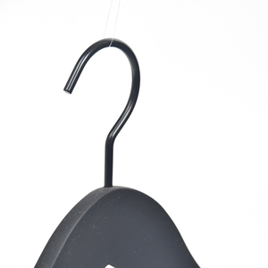 Oltre 19 anni appendiabiti Custom appendiabiti rivestiti in gomma nera appendiabiti in <span class=keywords><strong>legno</strong></span> per negozio - Product Image 4