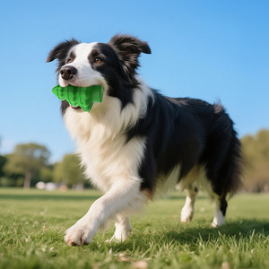 Juguete para masticar para perros, forma de árbol de Navidad, de caucho natural verde, con sonido para la dentición, para perros - Product Image 3
