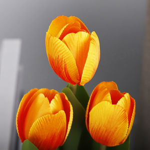 Tulipanes Artificiales de Seda de 5 Cabezas, Bonsái Artificial para Decoración de Interiores de Hogar, Oficina y Jardín, Directo de Fábrica - Product Image 5