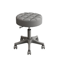 Tabouret de salon moderne et minimaliste en cuir, pivotant, réglable en hauteur, avec roulettes, pour maquillage, coiffure, bar, salon de beauté