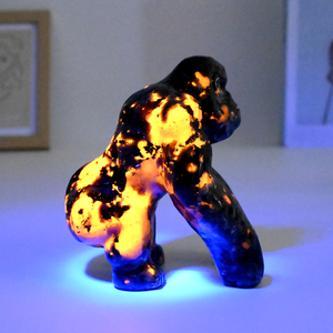 Statue de gorille en Yooperlite, sculptures en pierre naturelle et cristal pour la décoration intérieure, vente en gros - Product Image 3