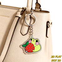 Porte-clés en acrylique grenouille verte mignonne câlinant une fraise, design animal et fruit, bord transparent, chaîne à anneau métallique, accessoire amusant sur le thème des collations