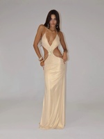Nouvelle Robe Longue d'Été Élégante Couleur Unie Col Halter Dos Nu Coupe Ajustée Sans Manches avec Appliques Florales pour Soirées